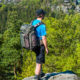 Rainer mit Blick vom Papststein mit dem Gohrisch im Hintergrund