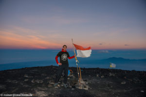 Auf dem 3767 m hohen Semeru auf Java, Indonesien